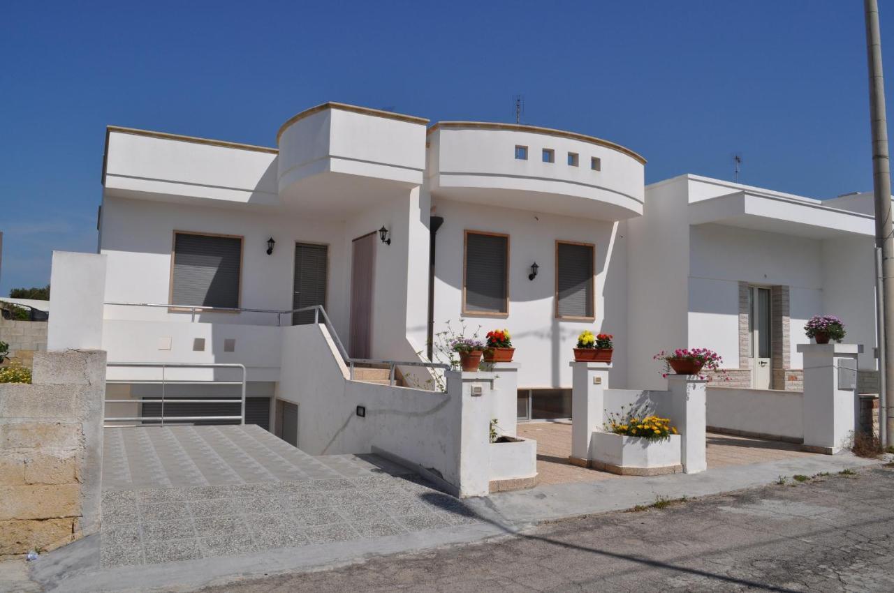Villetta Frontemare Alliste Exterior photo