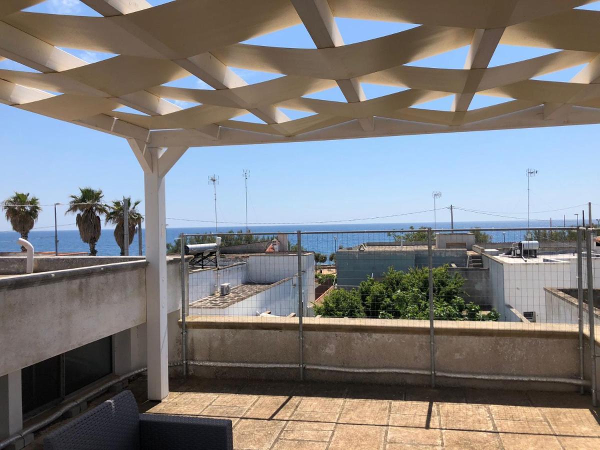 Villetta Frontemare Alliste Exterior photo